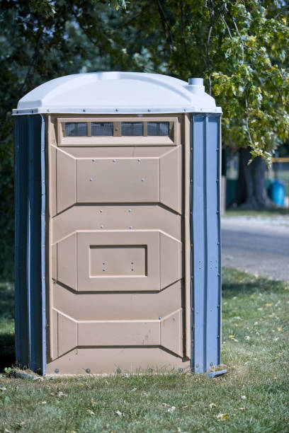 Best Portable restroom trailer rental  in Ridge Wood Heights, FL